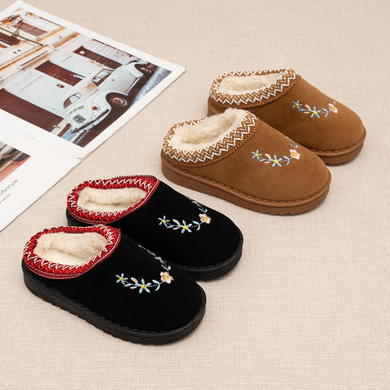 Embroidery Online - Zapatillas de invierno con bordados florales