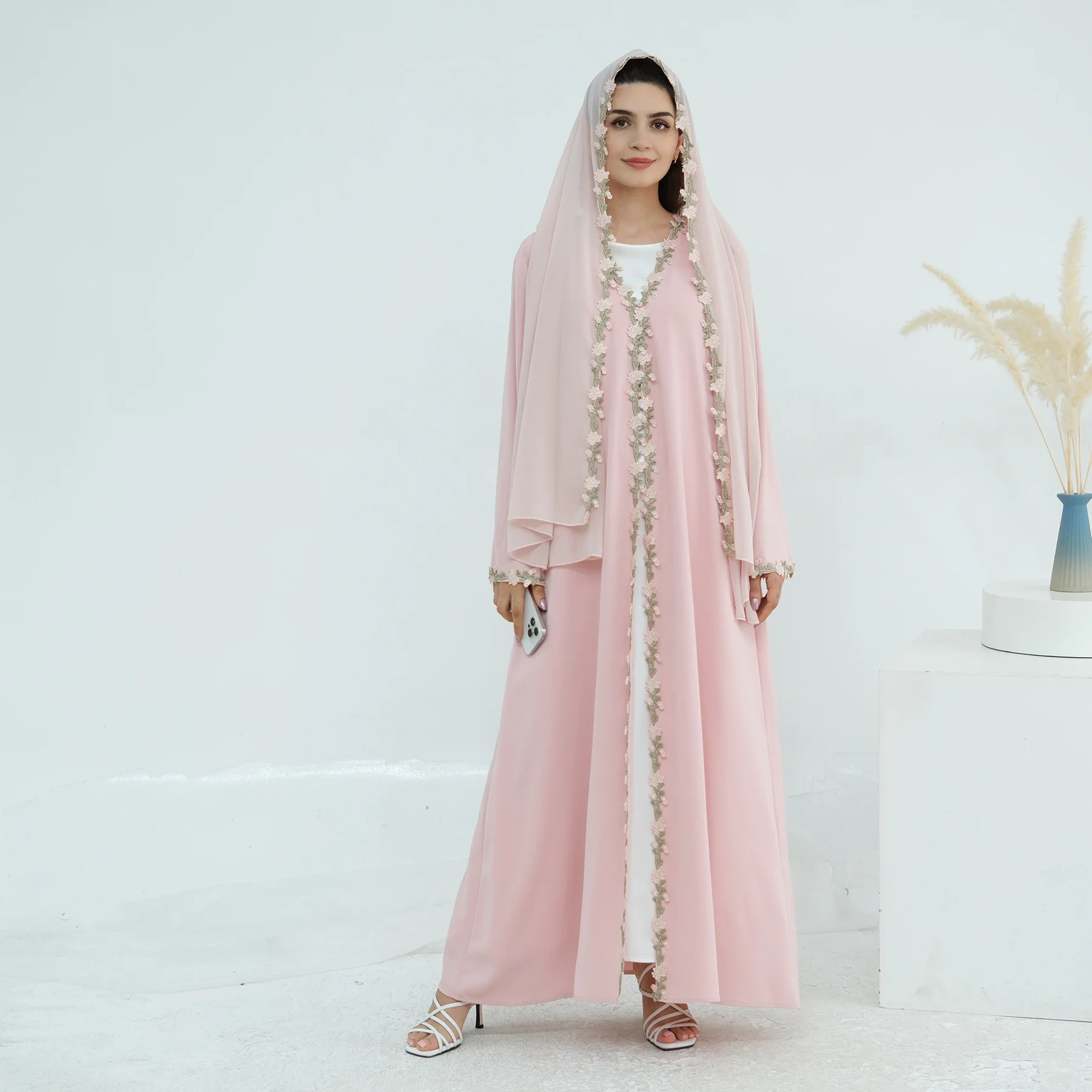Conjunto de Vestido y Hiyab Bo - Embroidery Kebaya reseña y precio