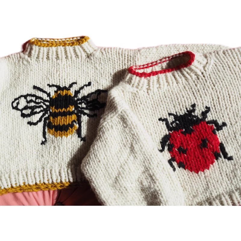 Suéter de lana pura con diseño - Embroidery Lady Bug reseña y precio