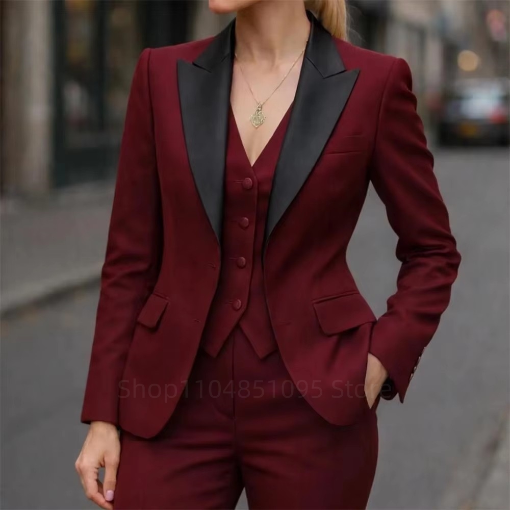 Trajes de Mujer a la Moda, Bla - Embroidery Online reseña y precio